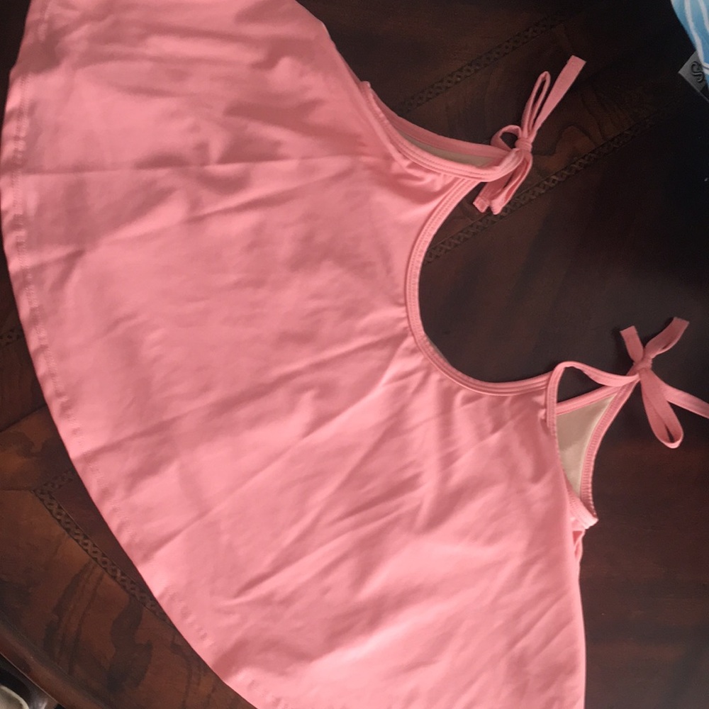 Fto Nwot (just wrinkled) pink icing S swing for M